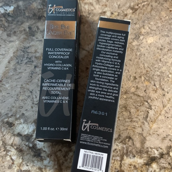 it Cosmetics Super Size Bye Bye Under Eye Full Coverage Waterproof Concealer Duo - Picture 4 of 6